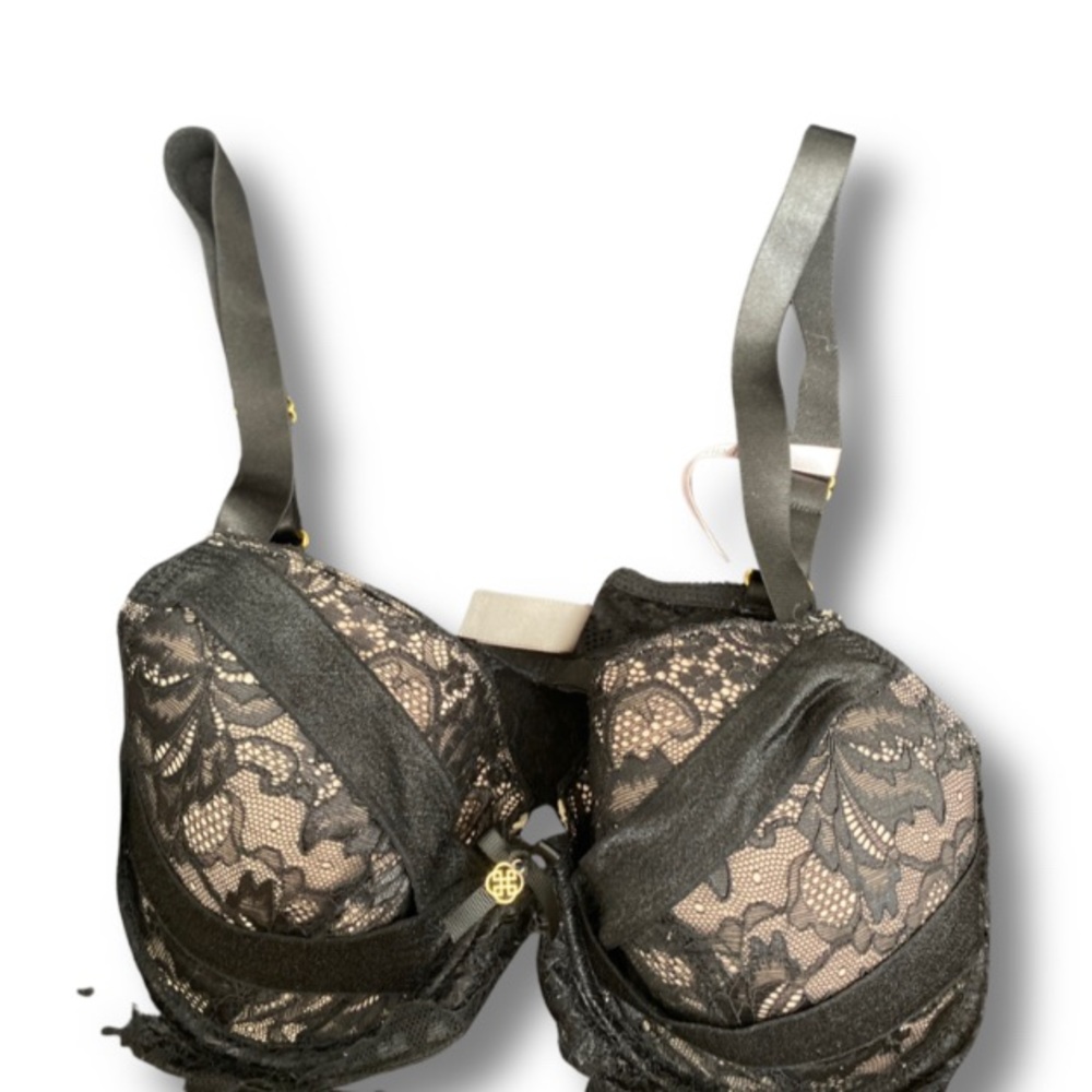 Woman’s 38C bra